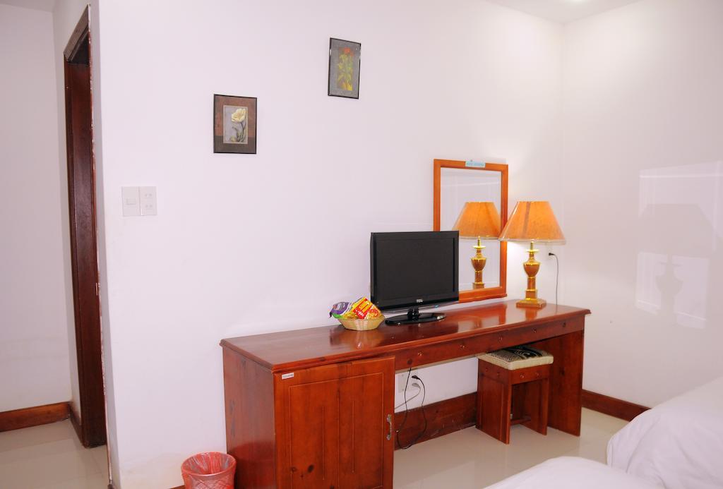 Eden Quy Nhon Hotel Bagian luar foto
