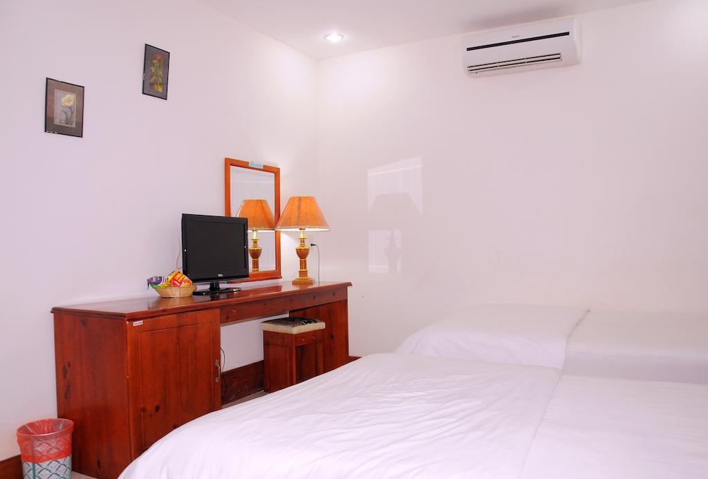 Eden Quy Nhon Hotel Bagian luar foto