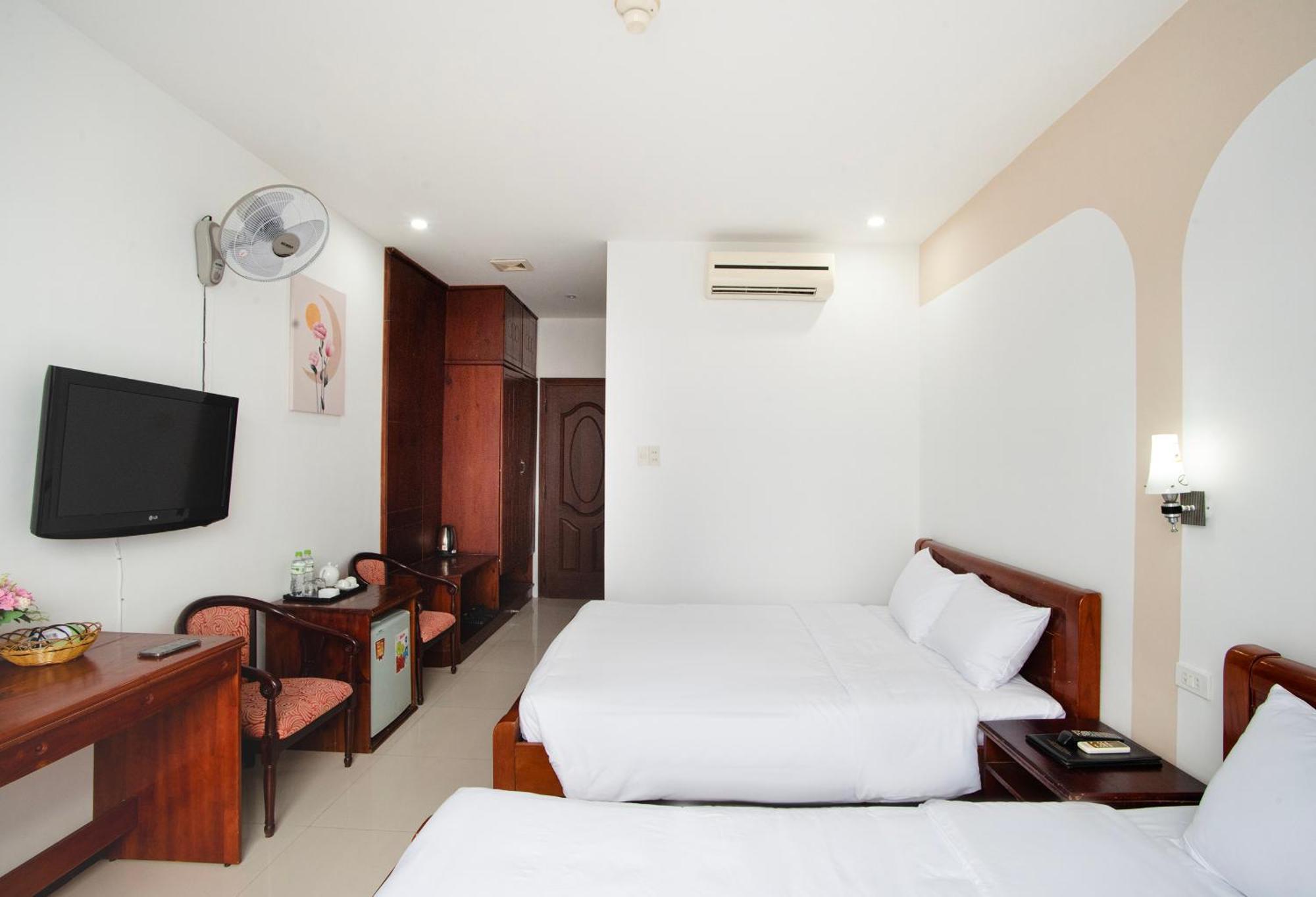 Eden Quy Nhon Hotel Bagian luar foto