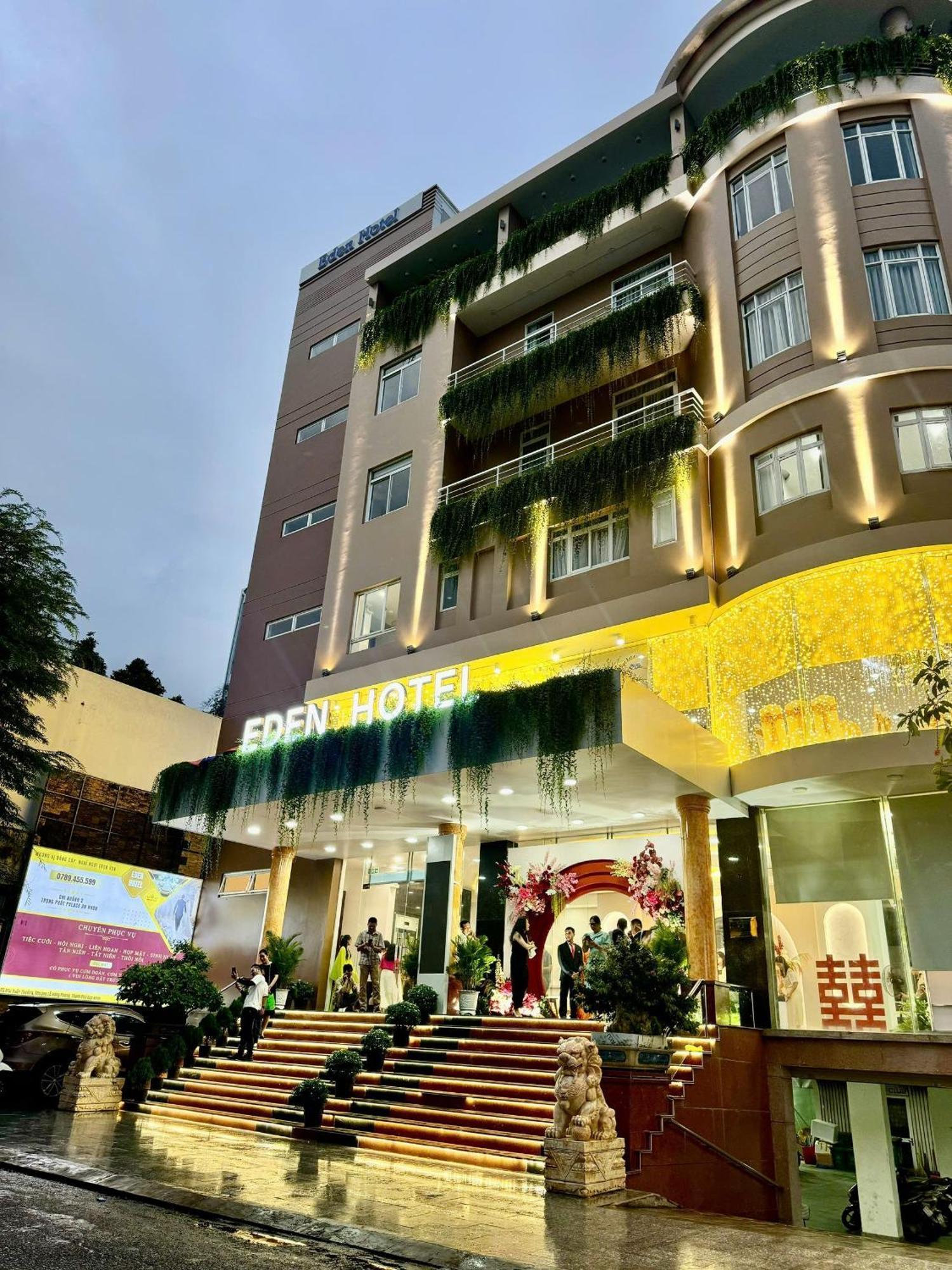 Eden Quy Nhon Hotel Bagian luar foto